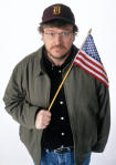 Moore acusado de antiamericanismo