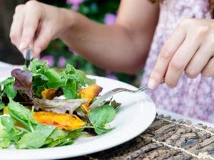 7 ensaladas riquísimas y fáciles que, además, te ayudarán a adelgaza