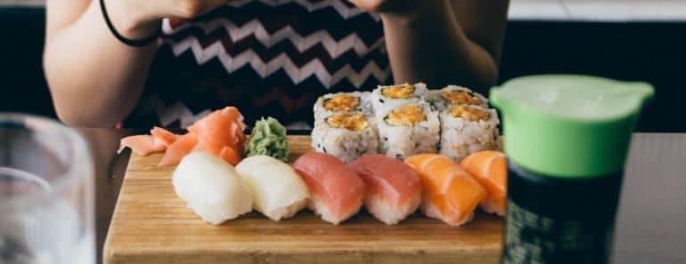 ¿Es bueno comer sushi?