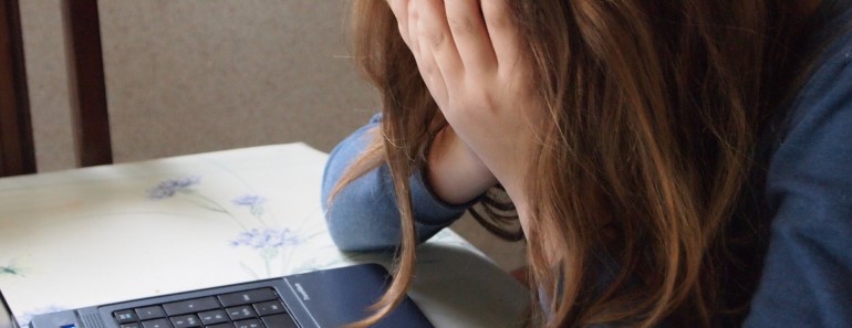 Stalking acoso en las redes sociales