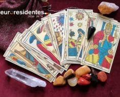 ¿Cómo se tiran las cartas del Tarot?