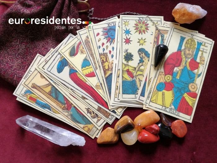 ¿Es bueno leerse el tarot a uno mismo?