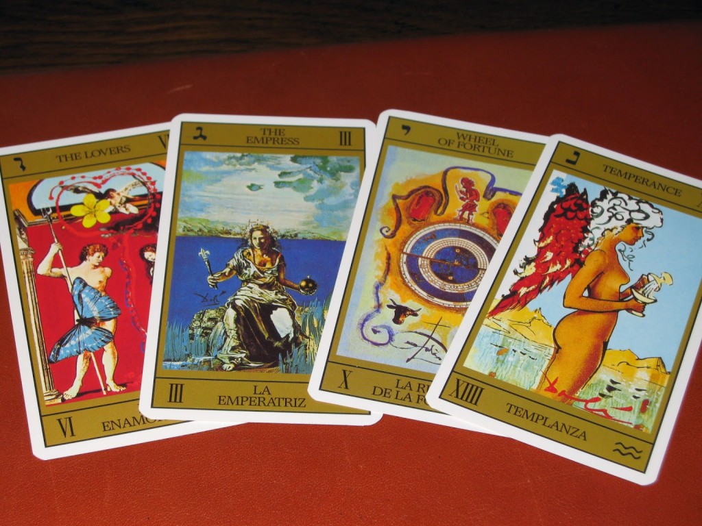 33- TAROT DE LOS ARCANOS - Curso de Tarot