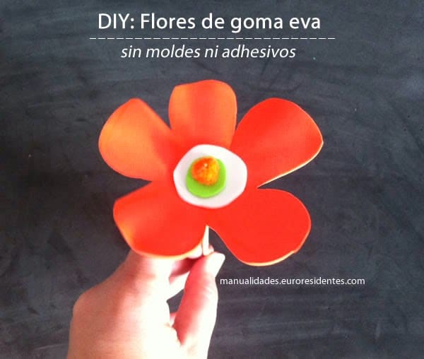 Cómo hacer flores de goma eva de forma sencilla