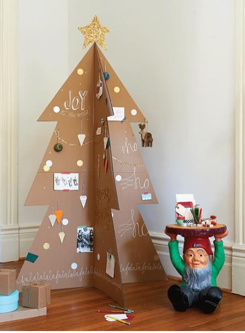 árbol de cartón de Navidad