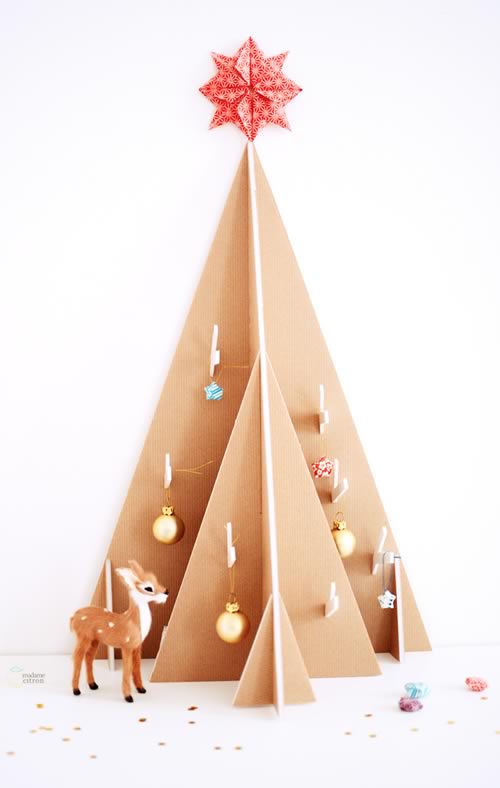 árbol de Navidad decorativo de cartón