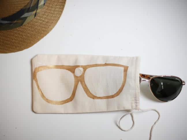 Manualidades para el Día del Padre: funda gafas