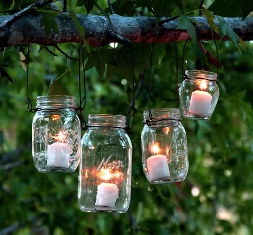 Ideas para reciclar tarros de cristal: luces para el jardín