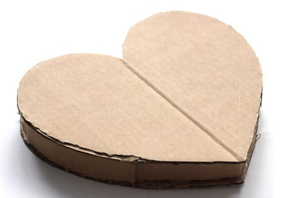 Cómo hacer piñata de cartón con forma de Corazón