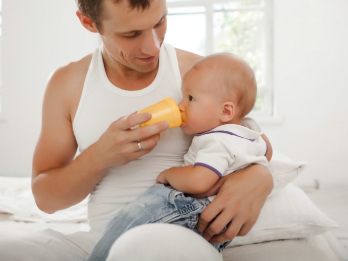 Si sueles tener problemas a la hora de hacer la digestión, mantente hidratado y verás