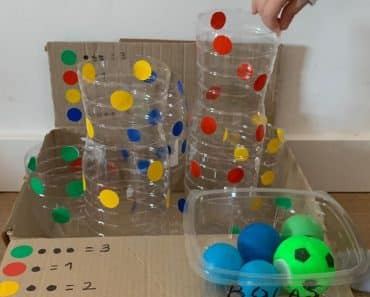 Juego con botellas de plástico: encesta la pelota