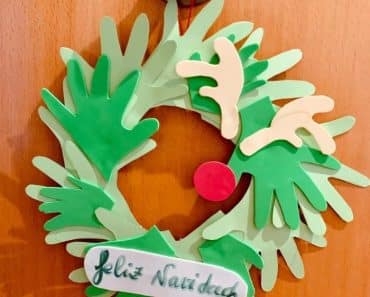 Cómo hacer una corona de Navidad con goma eva