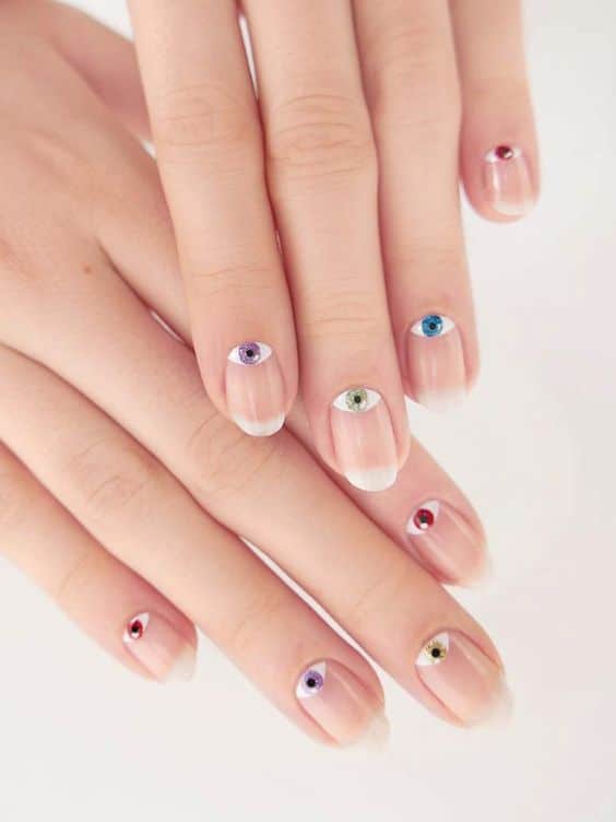 20 Ideas de uñas con estilo minimalista