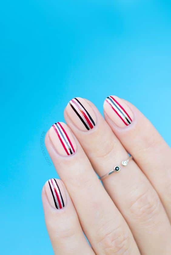 20 Ideas de uñas con estilo minimalista