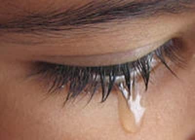 sentirse deprimido una persona llorando