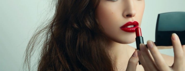 Este es el verdadero significado de pintar tus labios de rojo