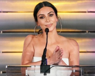 Alerta tendencia: Hazte un piercing de mentira como Kim Kardashian