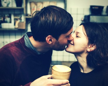 6 Cosas que nunca deberías dejar de pedir en tu relación