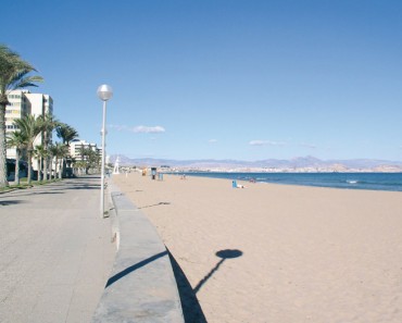 Playa Urbanova Alicante Costa Blanca