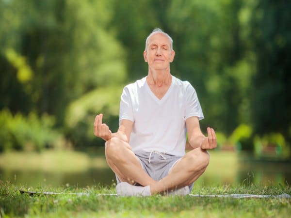 Beneficios yoga cancer prostata