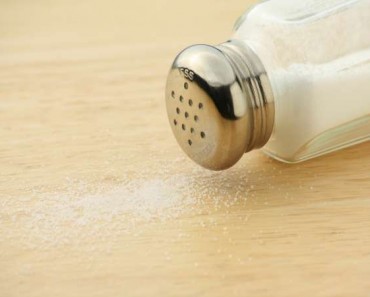 El consumo de sal puede aumentar el riesgo de fractura ósea en la menopausia