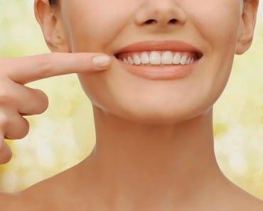 7 Remedios naturales para blanquear los dientes
