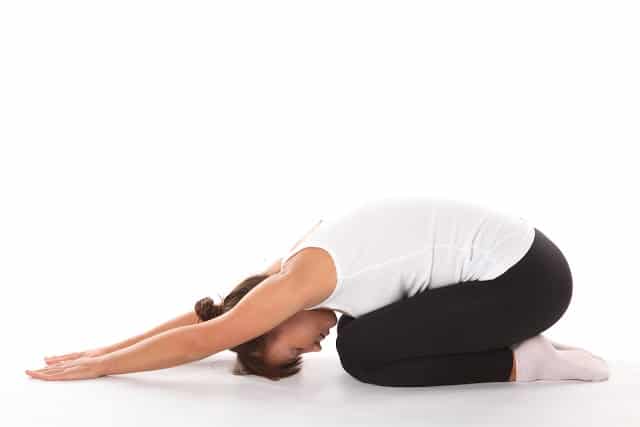 El yoga podría reducir la presión arterial en personas con hipertensión arterial.