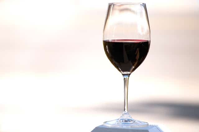 Beber vino puede reducir el riesgo de depresión.