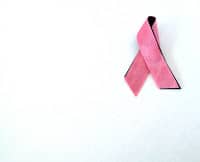 Análisis de sangre y cáncer de mama