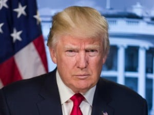 Trump es germófobo