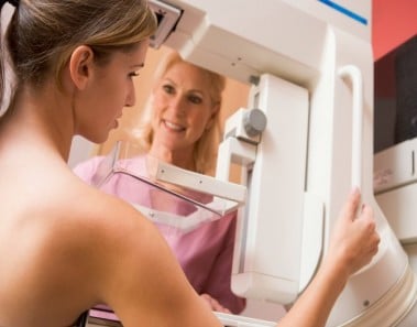 Mamografía para detectar un cáncer de mama