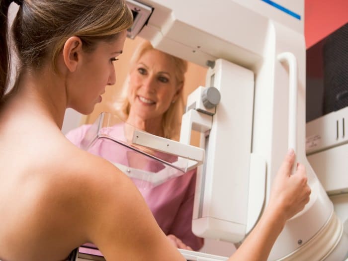 Mamografía para detectar un cáncer de mama