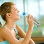 Las aguas con sabor también tienen calorías