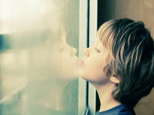 Autismo: todo lo que debes saber sobre él. Autismo: todo lo que debes saber sobre él.