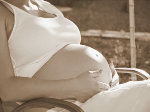 Provocarse el vómito durante el embarazo