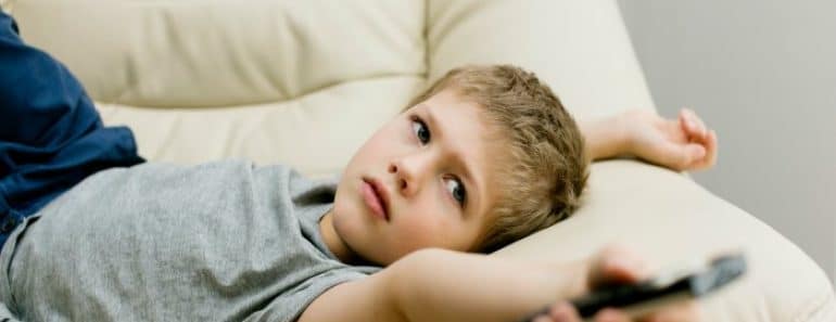 Sedentarismo y hábitos alimentarios en niños
