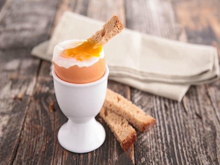 La yema del huevo es una buena fuente de vitamina D
