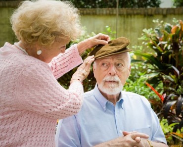 Los mejores consejos para cuidar la higiene de personas con Alzheimer
