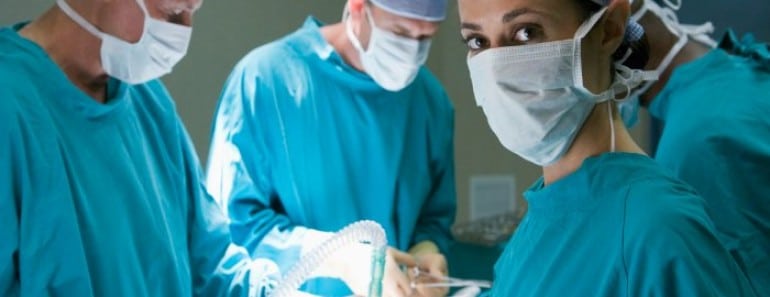 Por qué no podemos comer antes de una operación