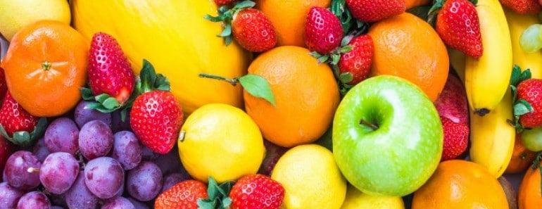 ¿Comer más fruta realmente te ayuda a adelgazar?