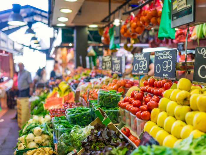 soñar con mercado