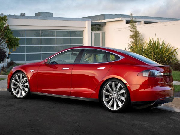 Coche eléctrico sedán Model S de Tesla