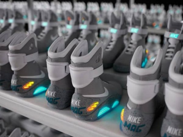 Zapatillas Nike Air Mag con cordones autoajustables