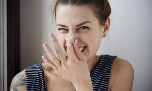Parche para eliminar el mal olor corporal