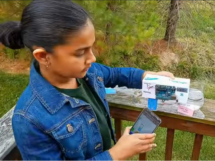 Una niña de 11 años inventa un detector de plomo en agua con nanotecnología
