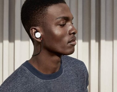 Pixel Buds, los asombrosos auriculares de Google que permiten conversar hasta en 40 idiomas diferentes