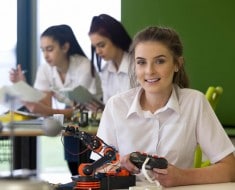 El proyecto de Google que quiere acercar la tecnología a las chicas