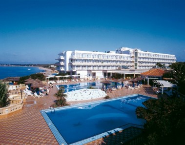 Insotel Hotel Formentera - Vista de la piscina