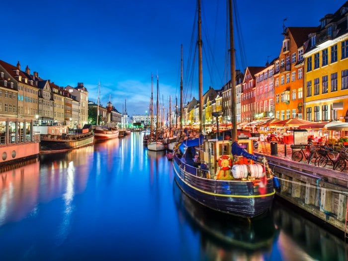 canal-de-nyhavn-copenhague