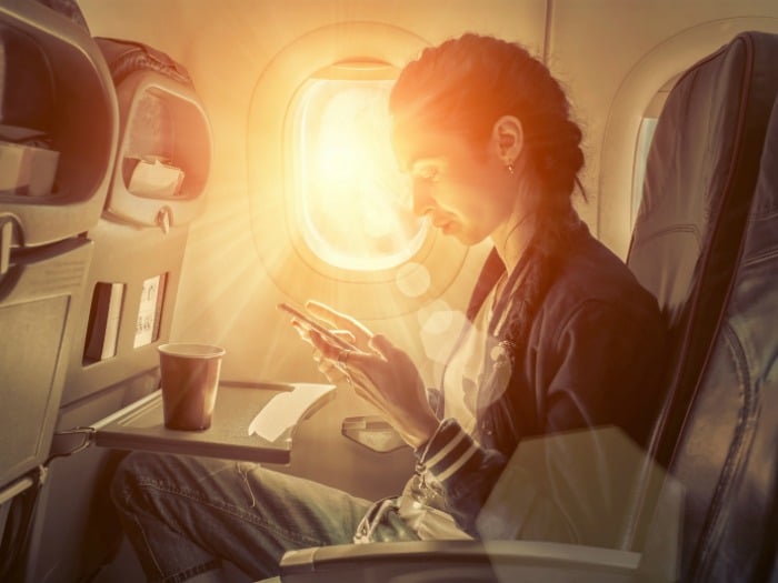 Cómo reducir el estrés la próxima vez que vayas a viajar en avión